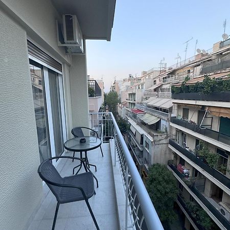 Ntinos Apartment Center Exarcheia เอเธนส์ ภายนอก รูปภาพ